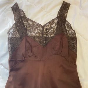 Beautiful Vintage Brown Dress Slip with Lace Detail Anti-Static